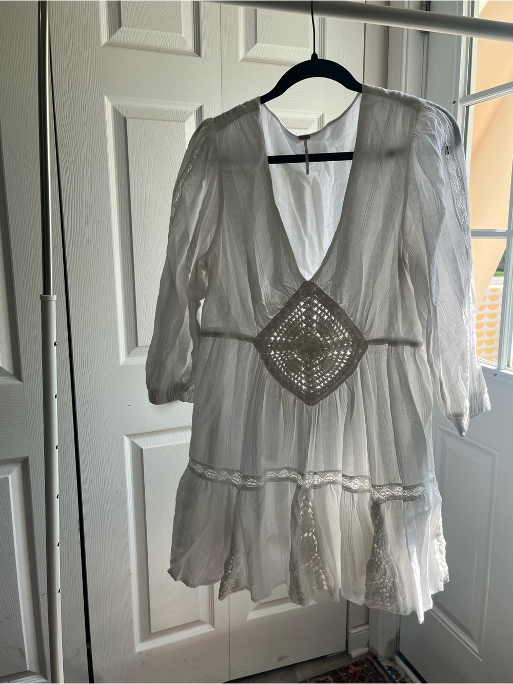 Free People White Dress V-Neck Boho Tunic with Crochet Medallion Cottagecore Y2K